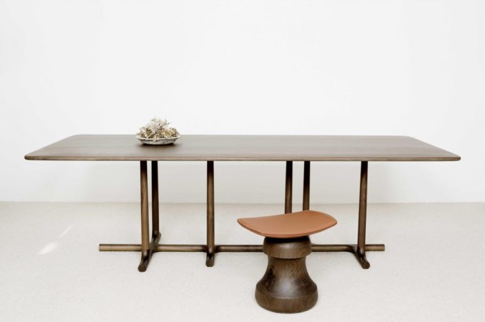 tye-dining-table-and-roi-stool